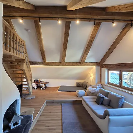 Resi's Stadthaus Kitzbuhel