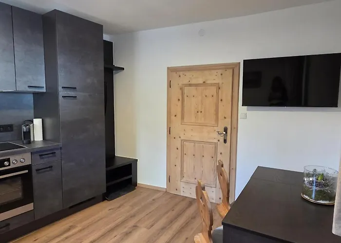 Resi's Stadthaus كيتزبوهيل